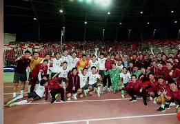 登录入口拜仁主场大捷，球员赛后激动庆祝胜利，一点资源非常学校.的简单介绍